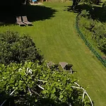 Del '600 Con Giardino E Piscina *