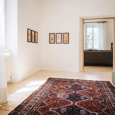 Villa Del '600 Con Giardino E Piscina Trento