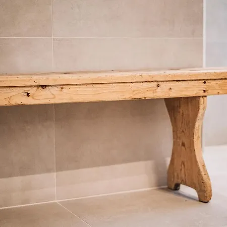 Del '600 Con Giardino E Piscina