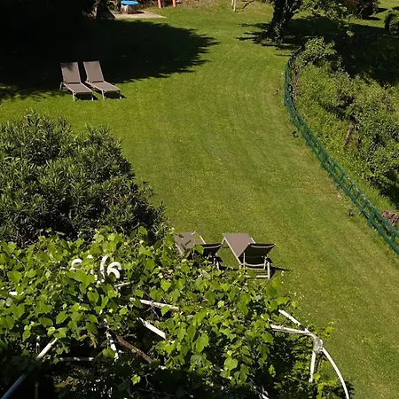 Del '600 Con Giardino E Piscina *