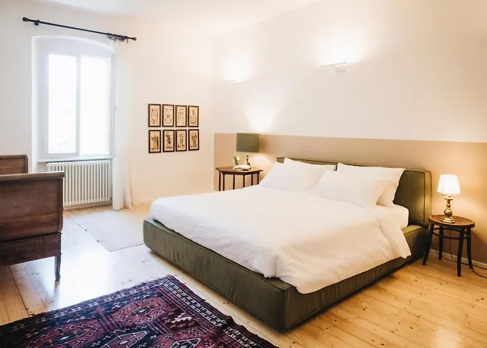 Del '600 Con Giardino E Piscina וילה *