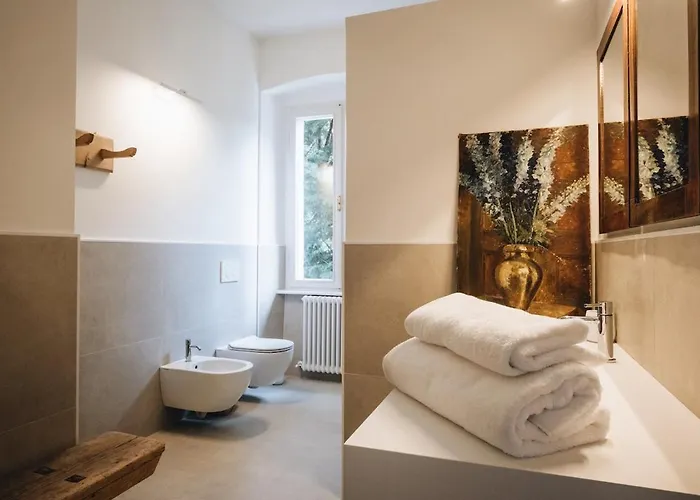 Del '600 Con Giardino E Piscina