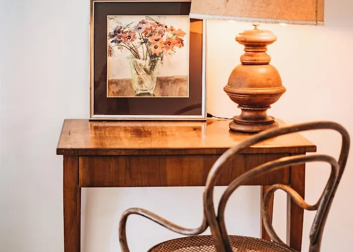 Del '600 Con Giardino E Piscina